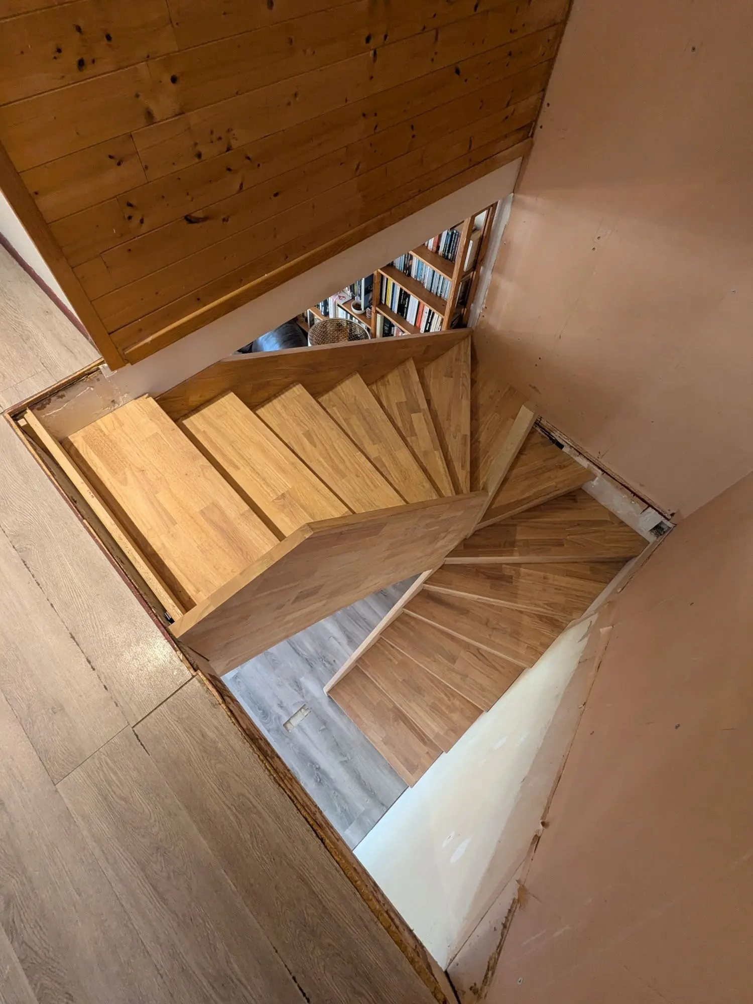 Escaliers sur mesure & garde-corps — vue 12